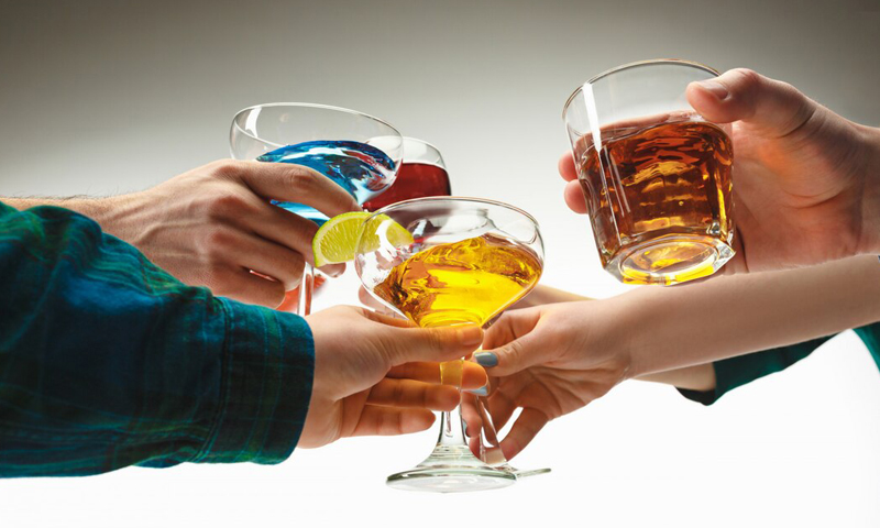 هیچ سطحی از مصرف الکل برای سلامت ما ایمن نیست